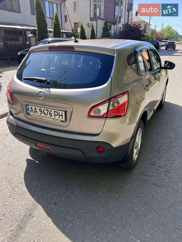 Внедорожник / Кроссовер Nissan Qashqai 2012 в Броварах