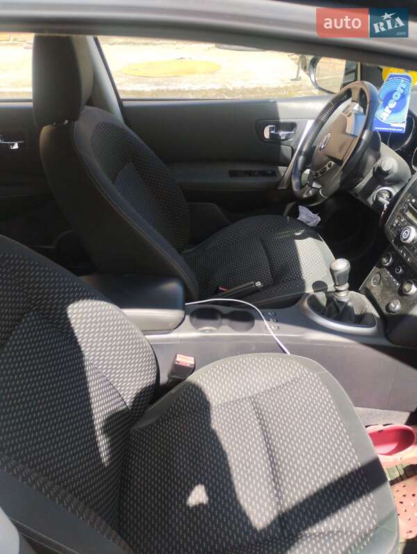 Внедорожник / Кроссовер Nissan Qashqai 2009 в Тальном