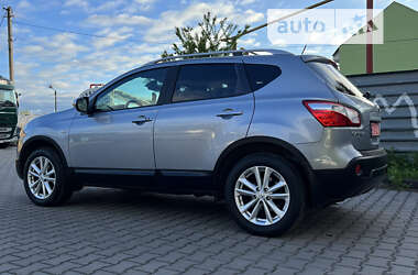 Позашляховик / Кросовер Nissan Qashqai 2010 в Луцьку