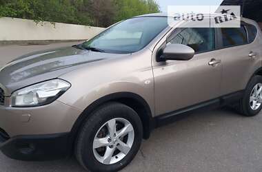 Позашляховик / Кросовер Nissan Qashqai 2012 в Чернігові