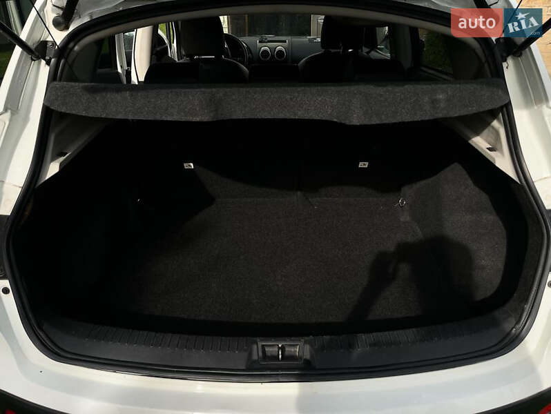 Внедорожник / Кроссовер Nissan Qashqai 2010 в Косове