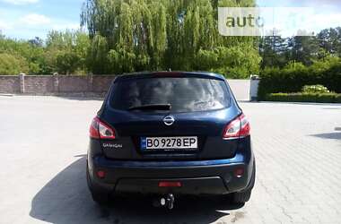 Внедорожник / Кроссовер Nissan Qashqai 2011 в Тернополе