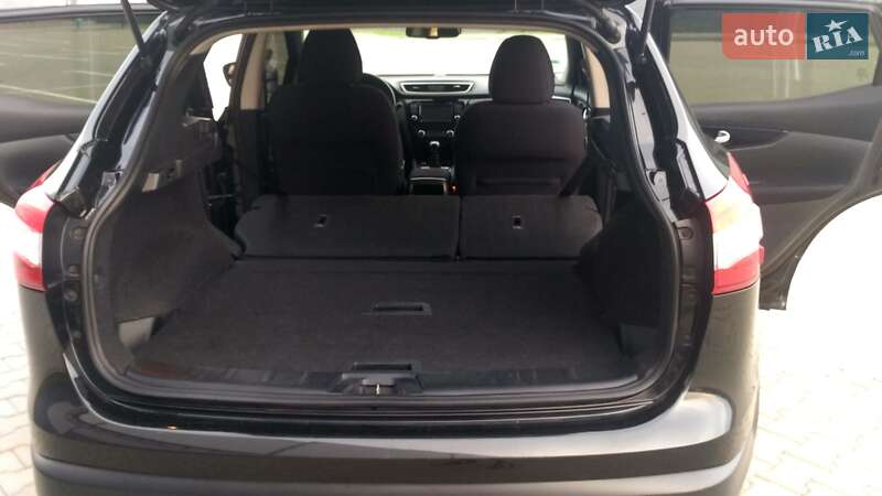 Внедорожник / Кроссовер Nissan Qashqai 2014 в Ивано-Франковске