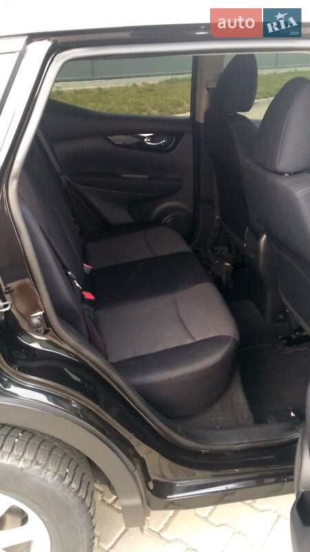 Внедорожник / Кроссовер Nissan Qashqai 2014 в Ивано-Франковске