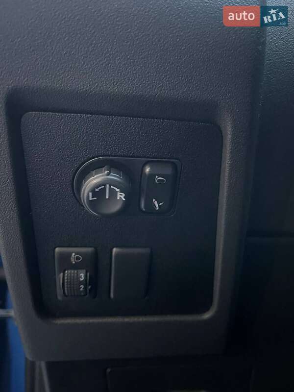 Позашляховик / Кросовер Nissan Qashqai 2008 в Львові