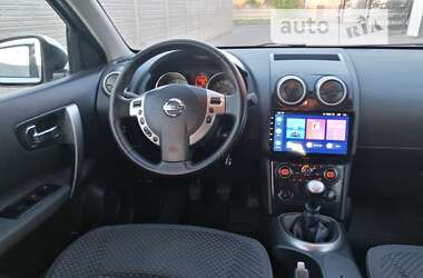 Позашляховик / Кросовер Nissan Qashqai 2009 в Рівному