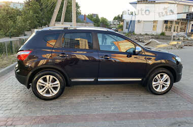 Внедорожник / Кроссовер Nissan Qashqai 2010 в Ивано-Франковске