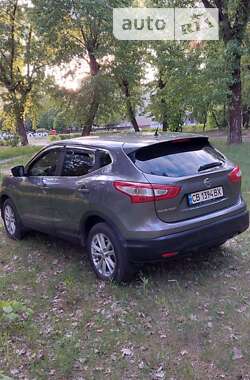 Внедорожник / Кроссовер Nissan Qashqai 2014 в Остер