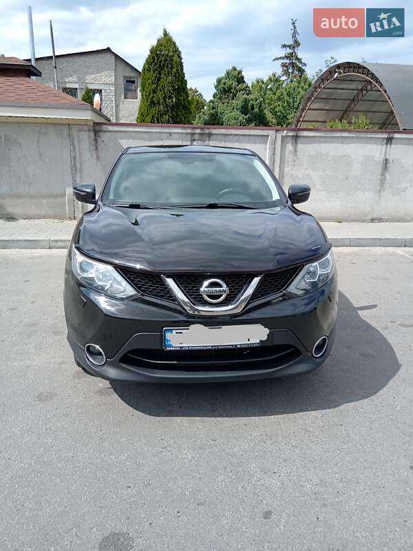 Внедорожник / Кроссовер Nissan Qashqai 2015 в Полтаве