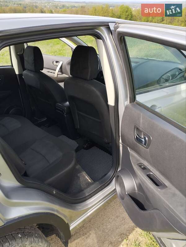 Позашляховик / Кросовер Nissan Qashqai 2011 в Коломиї