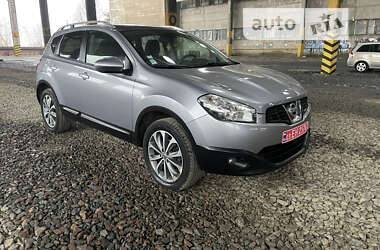 Внедорожник / Кроссовер Nissan Qashqai 2010 в Луцке