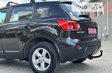 Внедорожник / Кроссовер Nissan Qashqai 2009 в Ровно