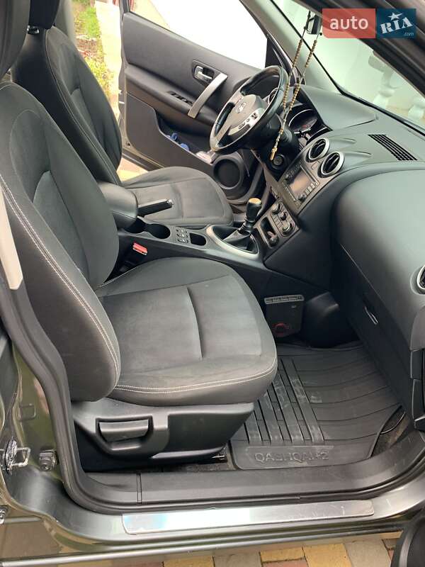 Внедорожник / Кроссовер Nissan Qashqai 2011 в Межгорье