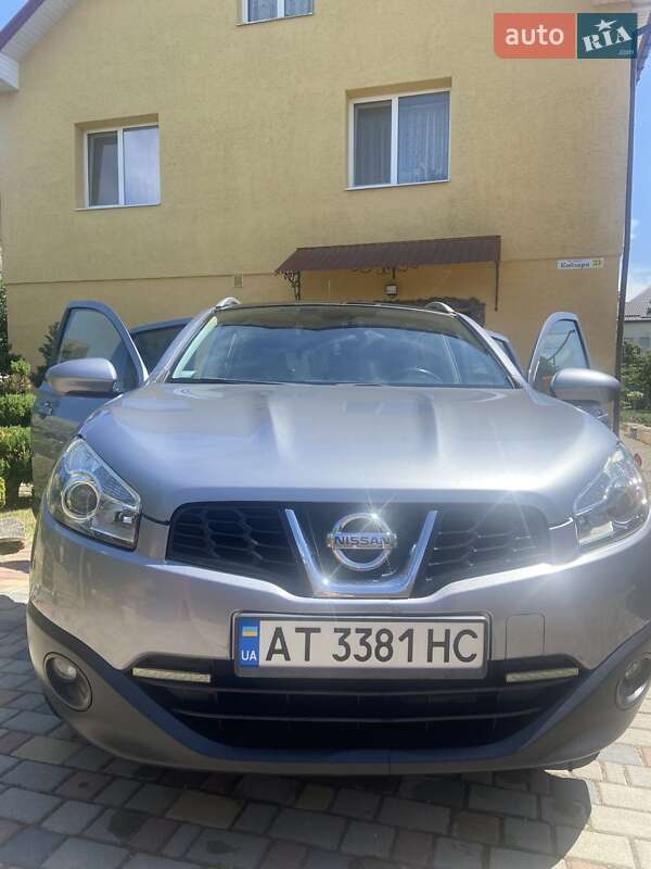 Внедорожник / Кроссовер Nissan Qashqai 2010 в Ивано-Франковске
