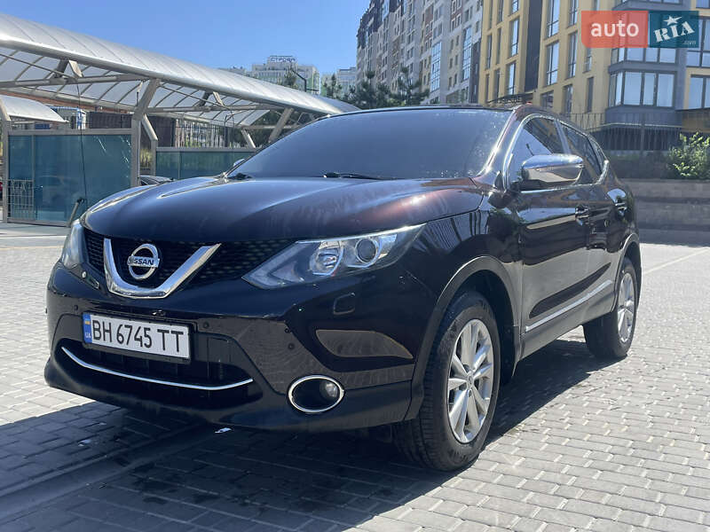 Позашляховик / Кросовер Nissan Qashqai 2014 в 