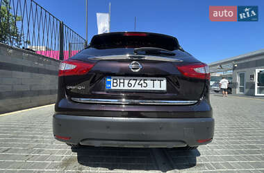 Позашляховик / Кросовер Nissan Qashqai 2014 в 