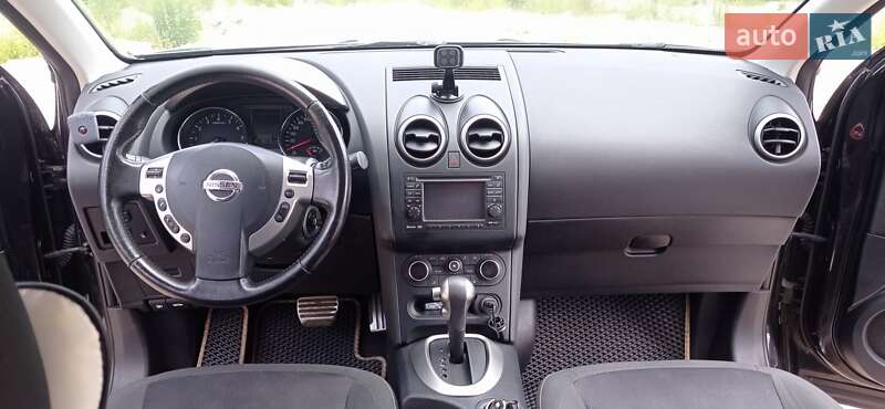 Позашляховик / Кросовер Nissan Qashqai 2012 в Олевську
