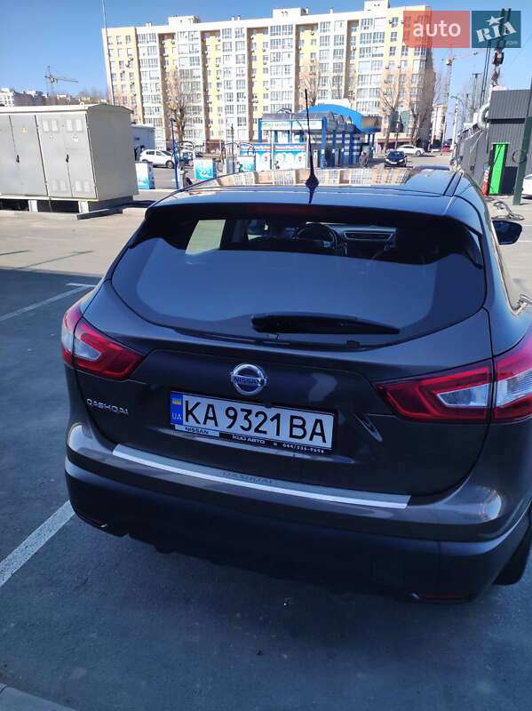 Внедорожник / Кроссовер Nissan Qashqai 2017 в Софиевской Борщаговке