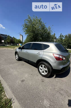 Внедорожник / Кроссовер Nissan Qashqai 2011 в Днепре