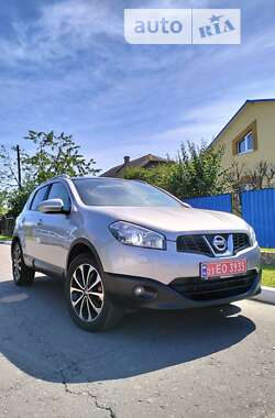 Позашляховик / Кросовер Nissan Qashqai 2010 в Луцьку