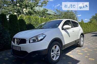 Позашляховик / Кросовер Nissan Qashqai 2012 в Городку