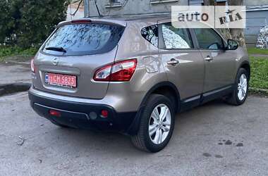 Внедорожник / Кроссовер Nissan Qashqai 2012 в Луцке