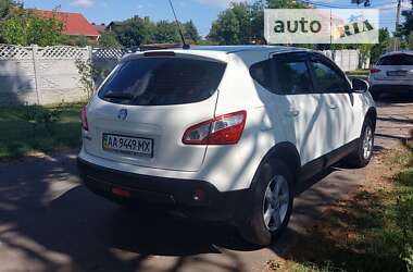 Позашляховик / Кросовер Nissan Qashqai 2013 в Києві