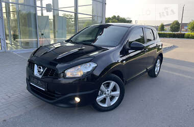 Внедорожник / Кроссовер Nissan Qashqai 2011 в Полтаве