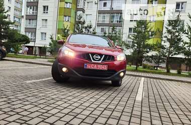 Внедорожник / Кроссовер Nissan Qashqai 2013 в Ивано-Франковске