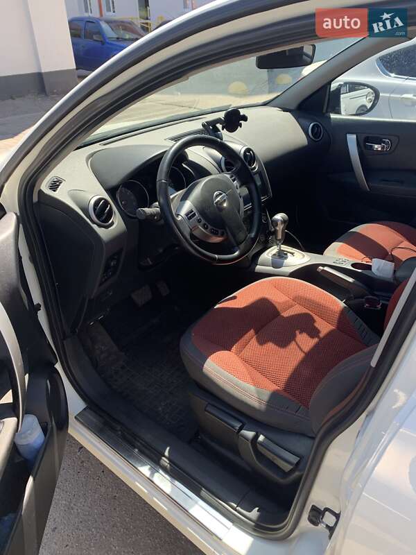 Внедорожник / Кроссовер Nissan Qashqai 2009 в Полтаве