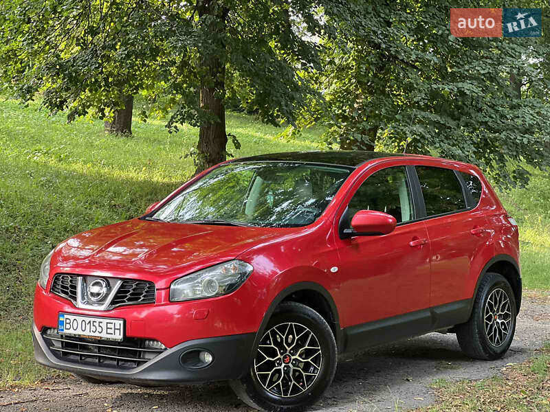 Позашляховик / Кросовер Nissan Qashqai 2013 в Кременці