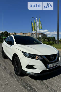 Позашляховик / Кросовер Nissan Qashqai 2021 в Черкасах