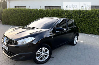 Внедорожник / Кроссовер Nissan Qashqai 2011 в Калиновке