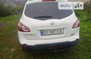 Позашляховик / Кросовер Nissan Qashqai 2010 в Почаєві