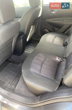 Внедорожник / Кроссовер Nissan Qashqai 2012 в 