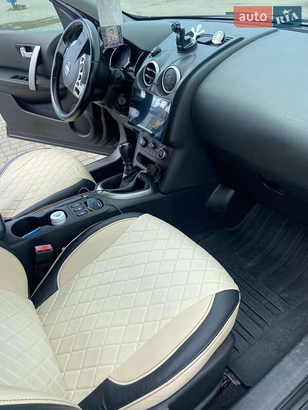 Внедорожник / Кроссовер Nissan Qashqai 2011 в Залещиках