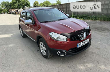 Внедорожник / Кроссовер Nissan Qashqai 2013 в Хмельницком