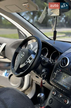 Внедорожник / Кроссовер Nissan Qashqai 2008 в 