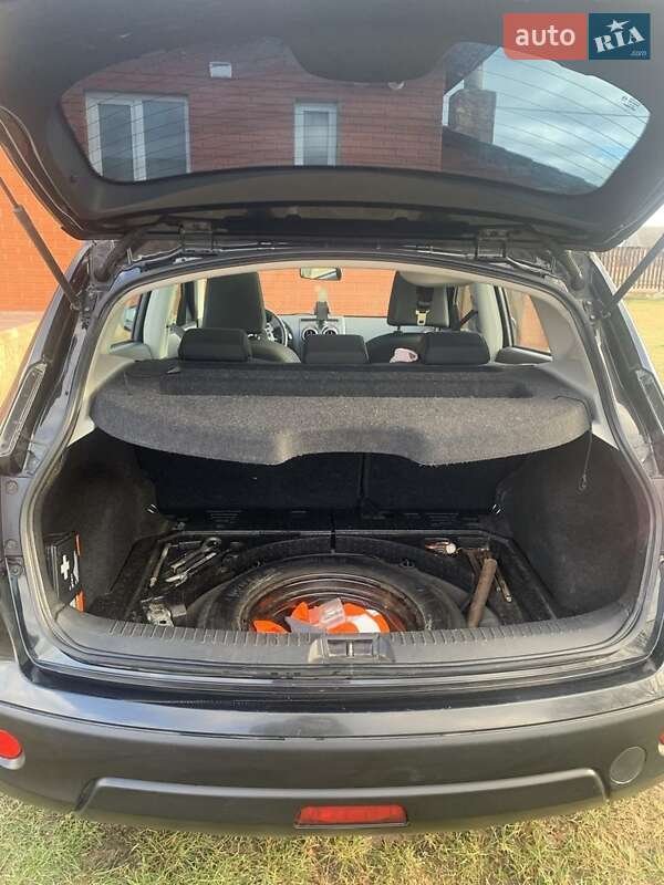 Позашляховик / Кросовер Nissan Qashqai 2007 в Ратному