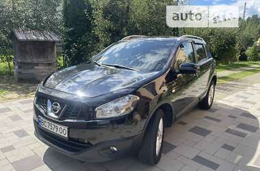 Позашляховик / Кросовер Nissan Qashqai 2011 в Стрию