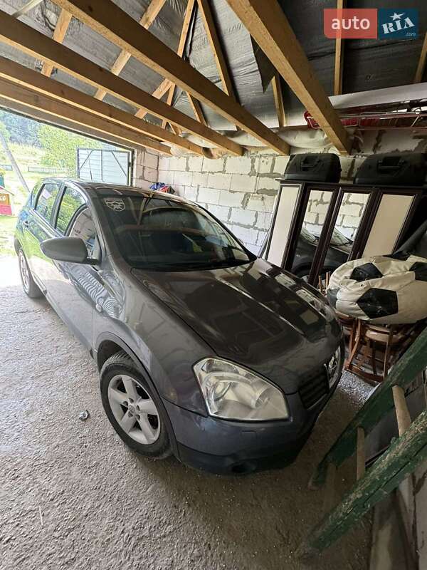 Позашляховик / Кросовер Nissan Qashqai 2008 в Сторожинці