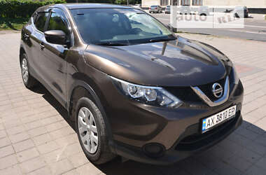 Внедорожник / Кроссовер Nissan Qashqai 2017 в Ивано-Франковске