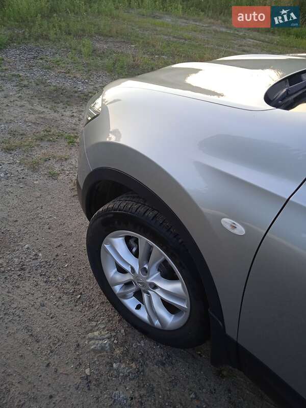 Внедорожник / Кроссовер Nissan Qashqai 2011 в Нежине