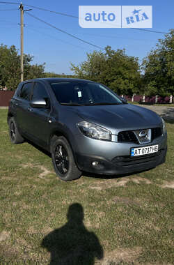 Внедорожник / Кроссовер Nissan Qashqai 2011 в Черновцах