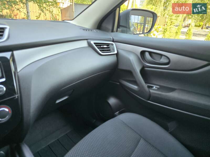 Внедорожник / Кроссовер Nissan Qashqai 2019 в Полтаве