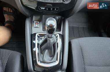 Внедорожник / Кроссовер Nissan Qashqai 2019 в Полтаве