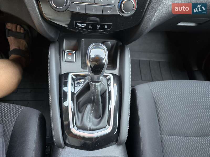 Внедорожник / Кроссовер Nissan Qashqai 2019 в Полтаве