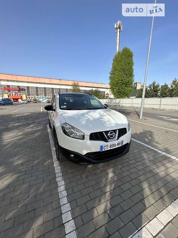 Позашляховик / Кросовер Nissan Qashqai 2013 в Луцьку