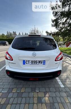 Позашляховик / Кросовер Nissan Qashqai 2013 в Луцьку