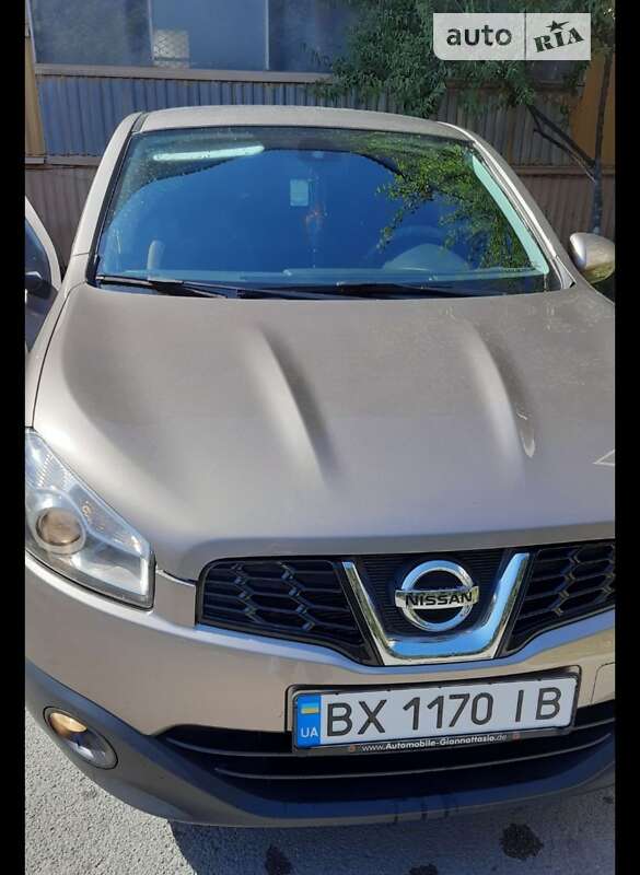 Внедорожник / Кроссовер Nissan Qashqai 2012 в Каменец-Подольском